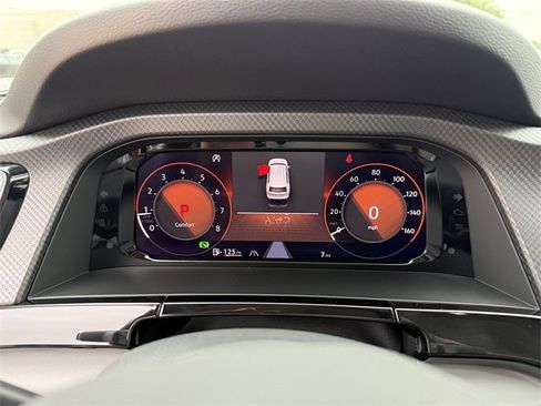 Certified 2025 Volkswagen Atlas Peak Edition SE image 15