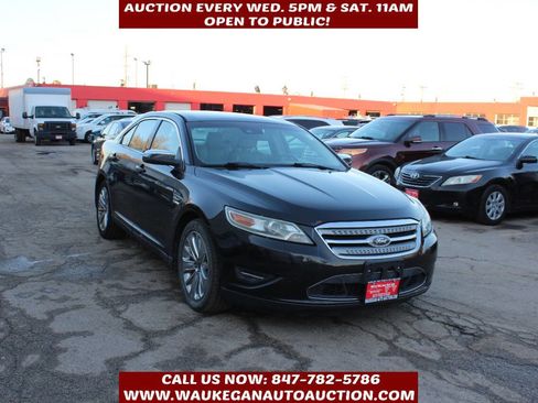 Used 2011 Ford Taurus Limited w/ 303A Rapid Spec Order Code image 3
