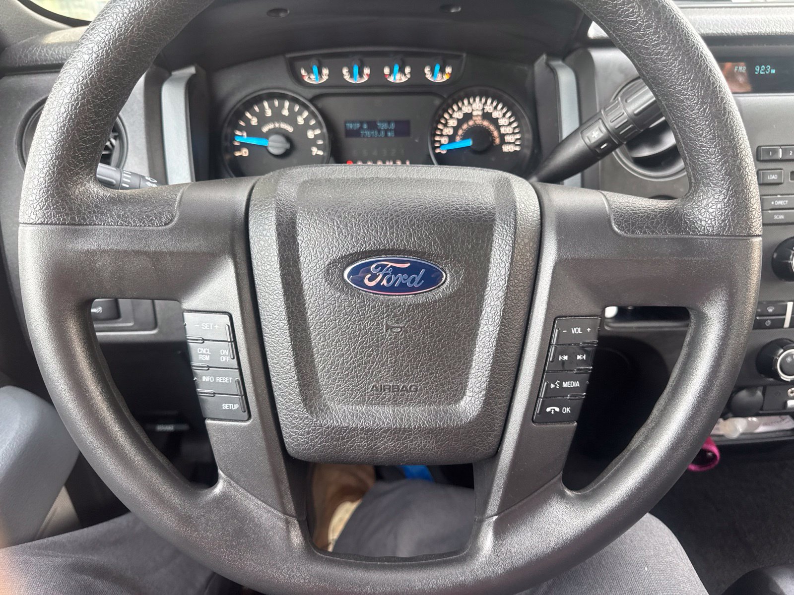 Used 2014 Ford F150 STX w/ Equipment Group 201A Mid RWD image 6