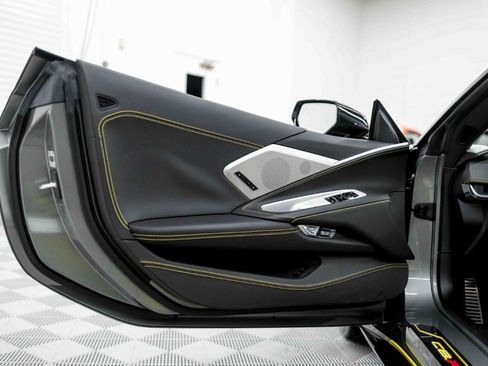 Used 2022 Chevrolet Corvette Stingray Premium Cpe RWD image 36