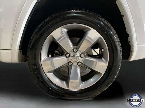 Used 2015 Jeep Grand Cherokee Overland image 30
