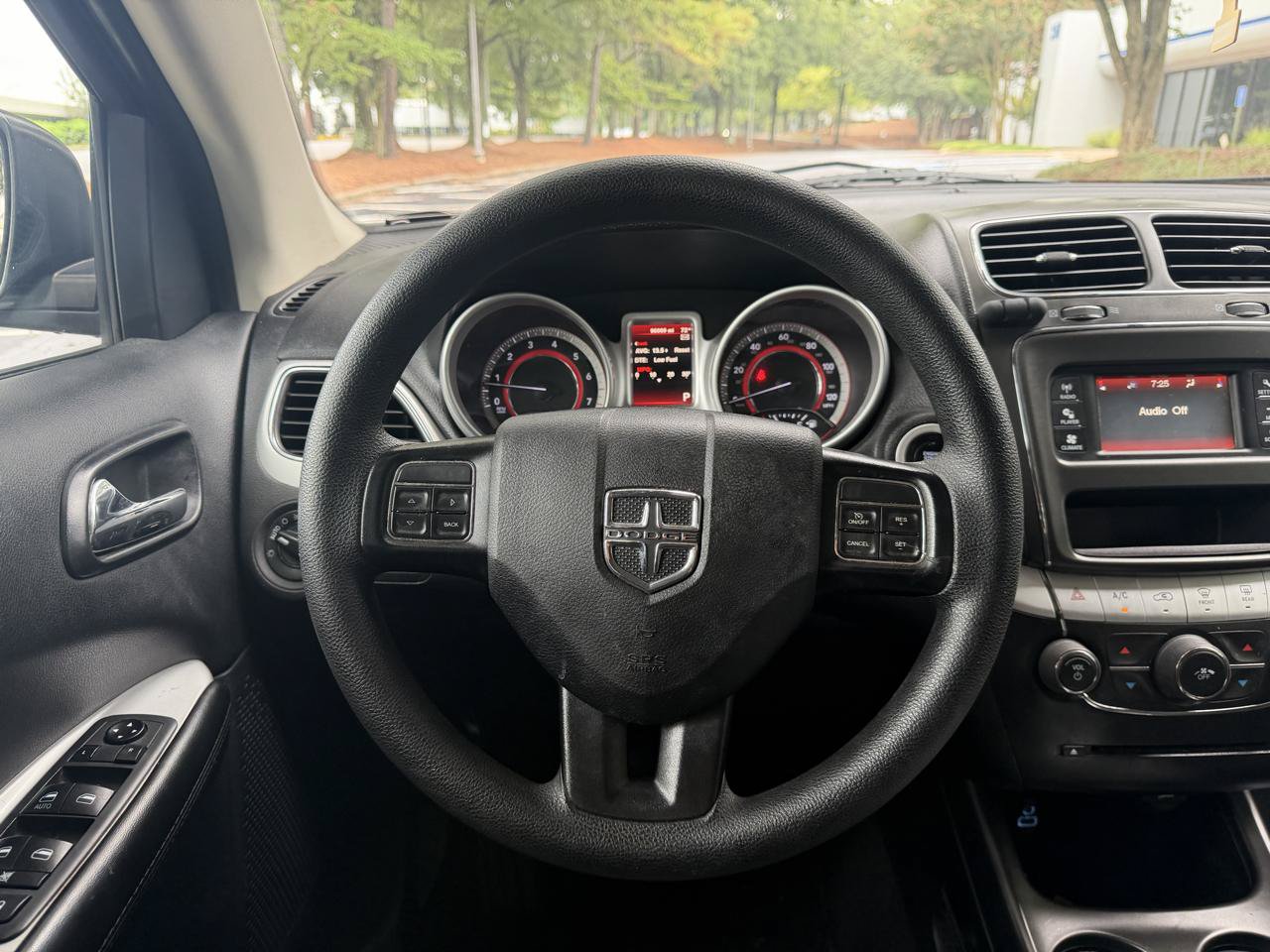 Used 2020 Dodge Journey SE w/ Blacktop Package FWD image 21