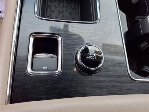 Used 2024 Lincoln Aviator AWD image 20