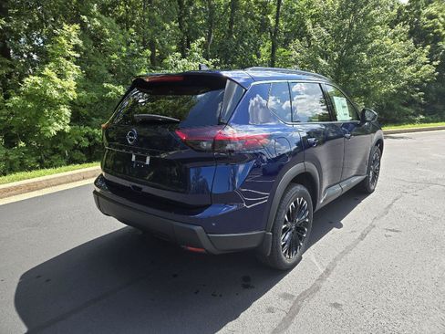 New 2026 Nissan Rogue Dark Armor AWD/4WD image 3