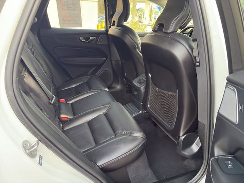 Used 2025 Volvo XC60 T8 Ultra w/ Protection Package Premier image 13