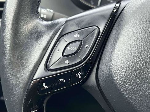 Certified 2021 Toyota C-HR XLE image 21