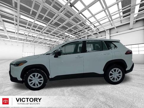 New 2026 Toyota Corolla Cross L image 6