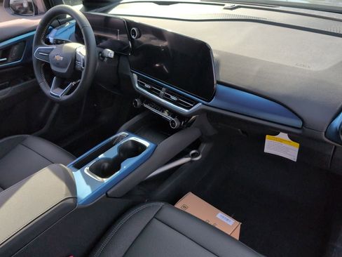 New 2026 Chevrolet Equinox EV LT image 29