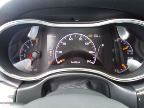 Used 2021 Jeep Grand Cherokee Trailhawk w/ Premium Lighting Group AWD/4WD image 35