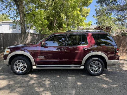 Used 2006 Ford Explorer Eddie Bauer RWD image 2