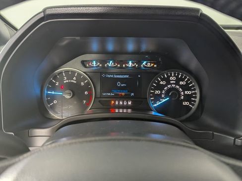 Used 2018 Ford F150 XLT w/ Equipment Group 302A Luxury AWD/4WD image 9