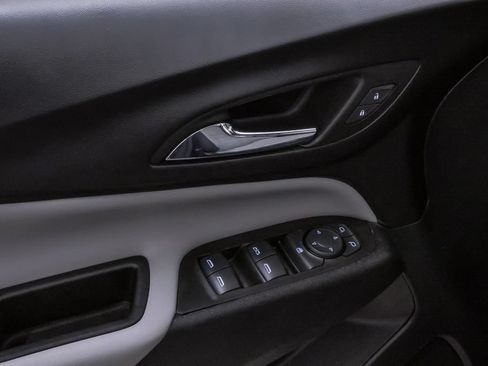 Used 2022 Chevrolet Equinox LS w/ LS Convenience Package FWD image 25