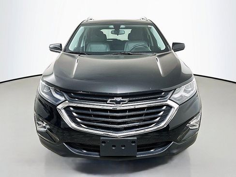 Used 2018 Chevrolet Equinox LT w/ Sun & Infotainment Package AWD/4WD image 2