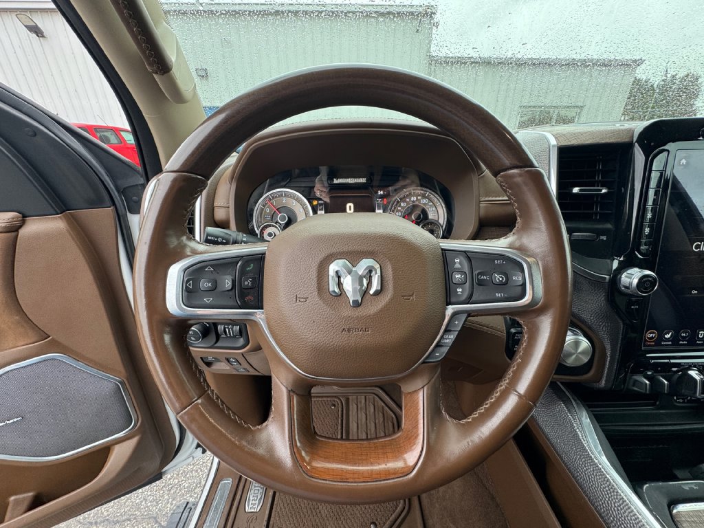 Used 2021 RAM 1500 Limited AWD/4WD image 21