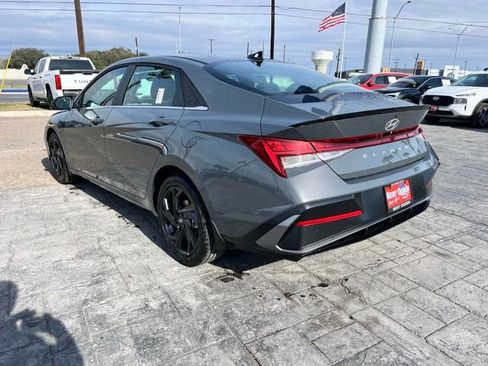 New 2026 Hyundai Elantra SEL Sport Premium FWD image 5