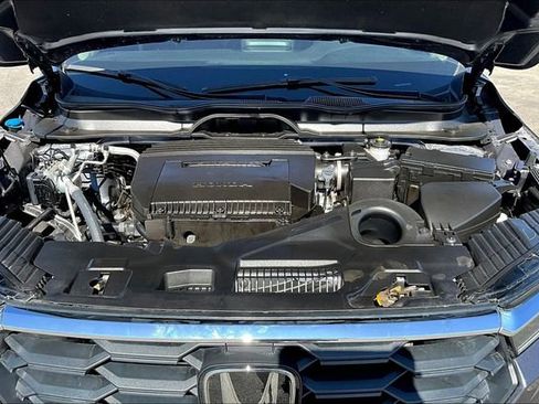 Used 2025 Honda Pilot EX-L image 29