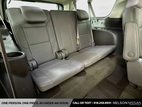 Used 2015 GMC Yukon XL Denali w/ Premium Package AWD/4WD image 30