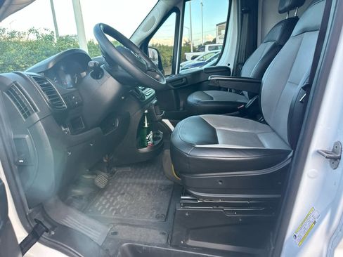 Used 2023 RAM ProMaster 2500 image 10