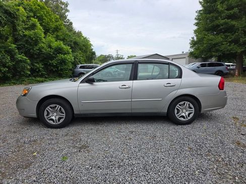 Used 2007 Chevrolet Malibu LS FWD image 7