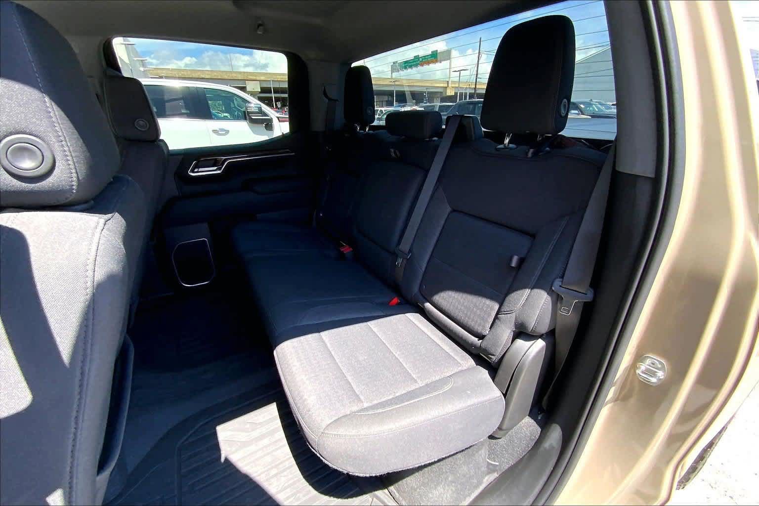 Used 2023 GMC Sierra 1500 Elevation AWD/4WD image 29