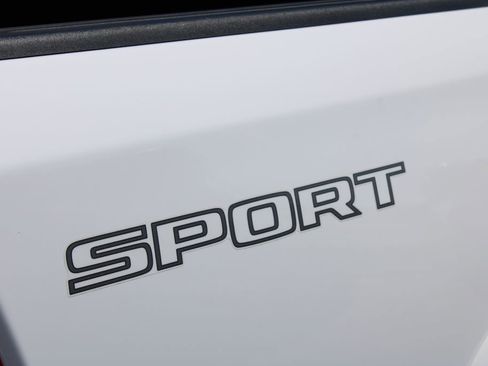 Used 2022 RAM 1500 Laramie AWD/4WD image 20