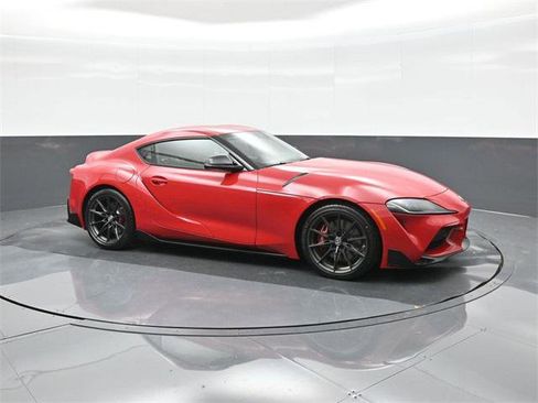 Certified 2025 Toyota Supra Premium w/ Driver Assist Package image 17