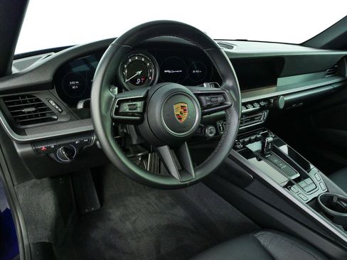 Used 2023 Porsche 911 Carrera RWD image 4