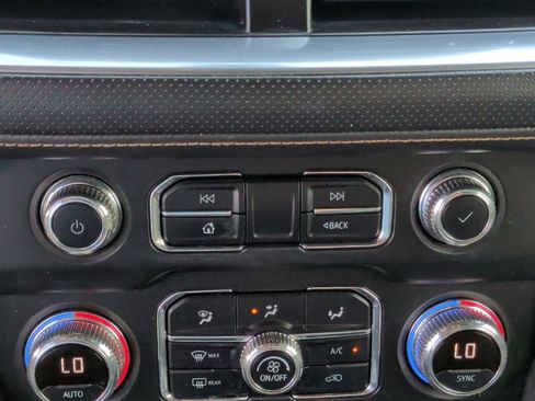 Used 2021 GMC Yukon AT4 w/ AT4 Premium Plus Package AWD/4WD image 32