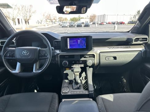 Used 2024 Toyota Tacoma SR5 w/ SR5 Upgrade Package image 41