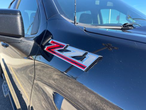 Used 2019 Chevrolet Silverado 1500 LT Trail Boss w/ Convenience Package AWD/4WD image 27