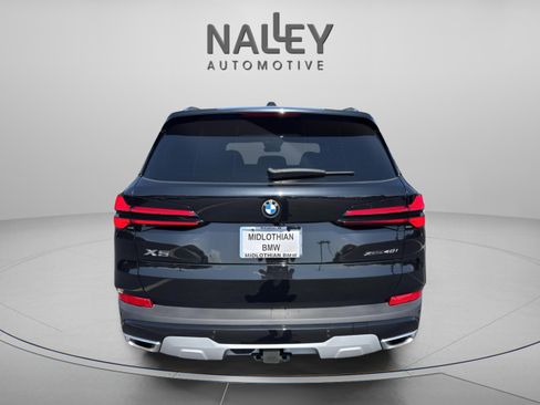 Used 2024 BMW X5 xDrive40i w/ Parking Assistance Package image 4