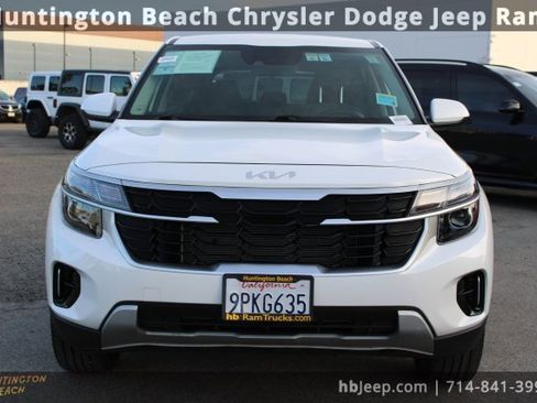 Used 2024 Kia Seltos LX image 2