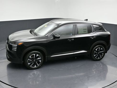 New 2026 Nissan Kicks SV AWD/4WD image 23