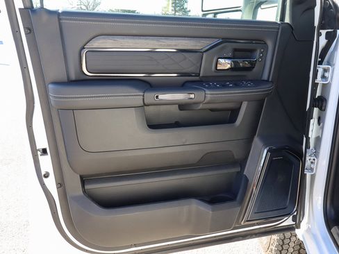 New 2026 RAM 3500 Limited image 13