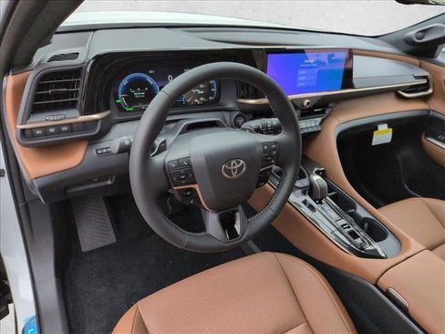 New 2026 Toyota Crown Signia image 3