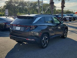 Used 2023 Hyundai Tucson SEL w/ Convenience Package FWD video 4