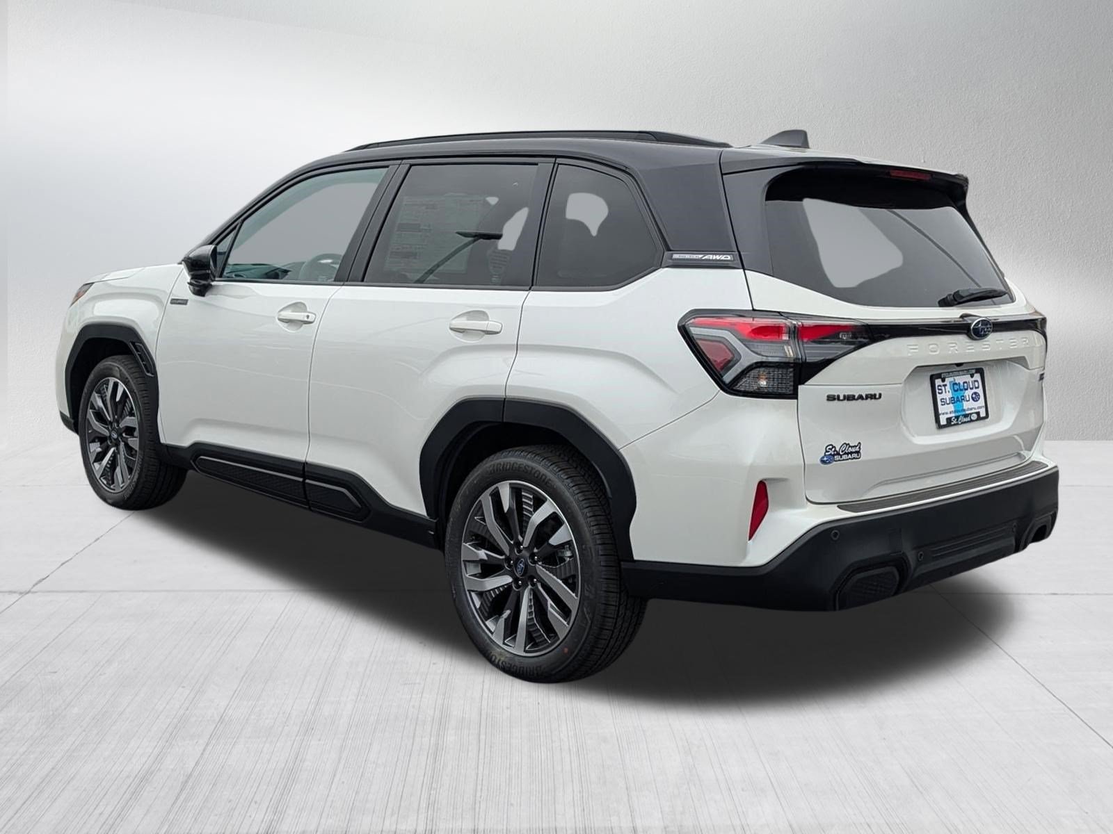New 2026 Subaru Forester Touring AWD/4WD image 3