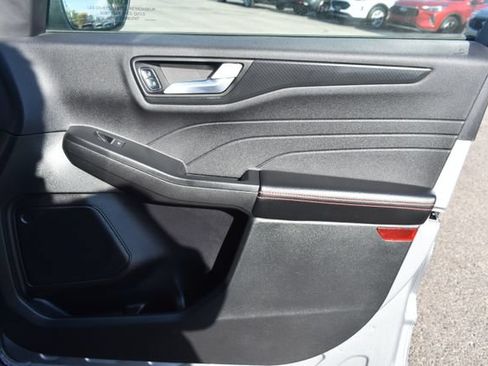Used 2023 Ford Escape ST-Line AWD/4WD image 42