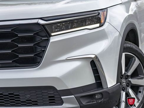 Used 2025 Honda Pilot Touring image 49