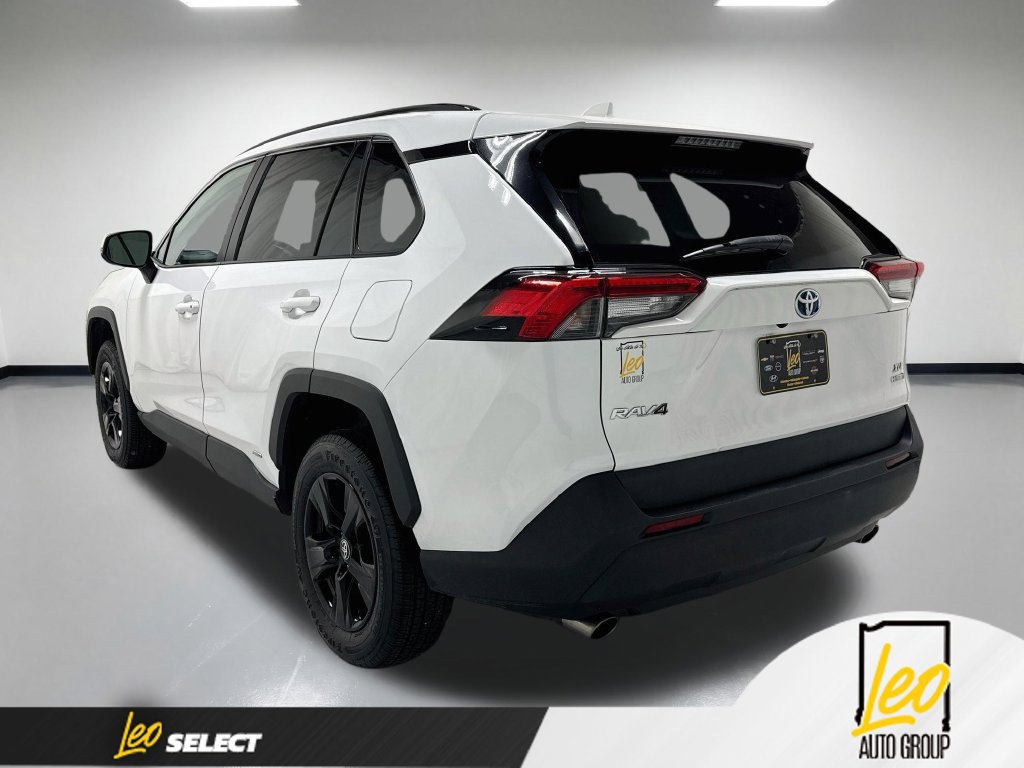 Used 2022 Toyota RAV4 XLE w/ XLE Grade Weather Package AWD/4WD image 10