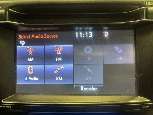 Used 2018 Toyota RAV4 XLE AWD/4WD image 21