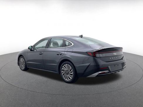 Used 2025 Hyundai Sonata SEL FWD image 7
