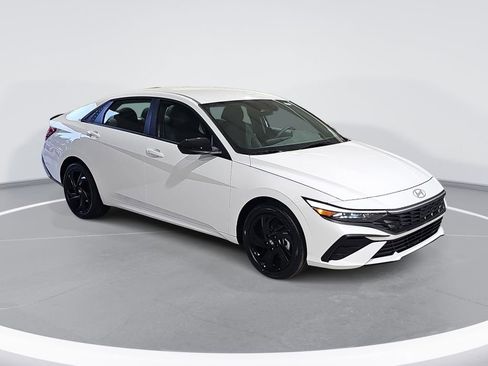 New 2026 Hyundai Elantra Sport FWD image 3