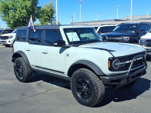 Certified 2021 Ford Bronco First Edition AWD/4WD image 1