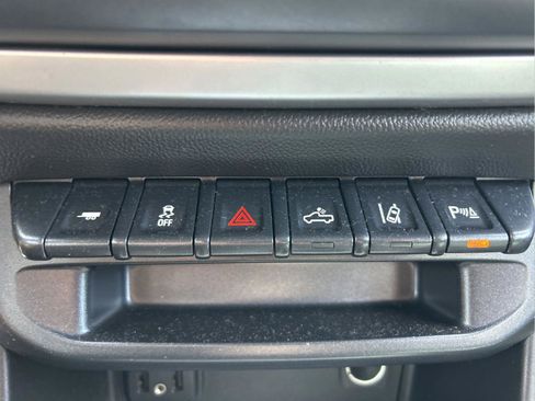 Used 2019 Chevrolet Colorado LT w/ LT Convenience Package RWD image 32