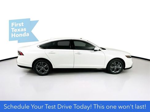 New 2026 Honda Accord EX-L image 9