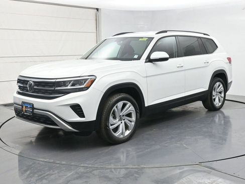 Used 2023 Volkswagen Atlas SE AWD/4WD image 1