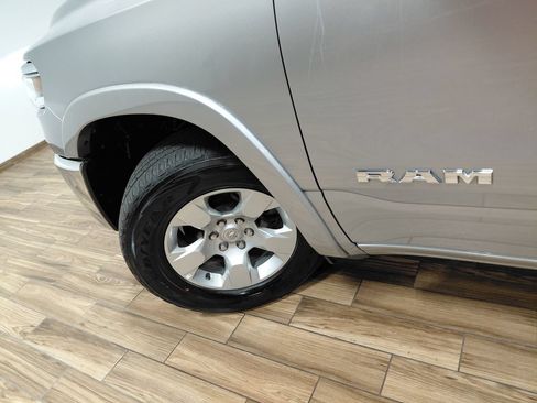 Used 2025 RAM 1500 Big Horn AWD/4WD image 17