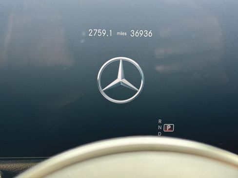 Used 2023 Mercedes-Benz GLB 250 4MATIC image 19
