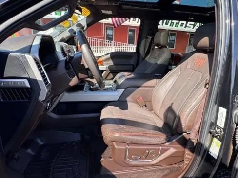 Used 2015 Ford F150 King Ranch w/ Equipment Group 601A Luxury AWD/4WD image 10